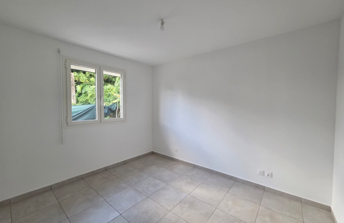 Location Maison 56m&sup2; 3 pièces Gourbeyre