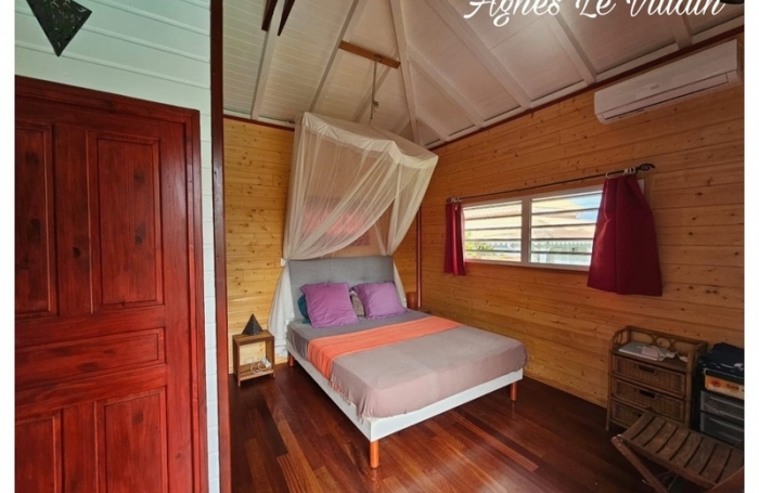 Vente Maison 83m&sup2; 4 pièces Bouillante