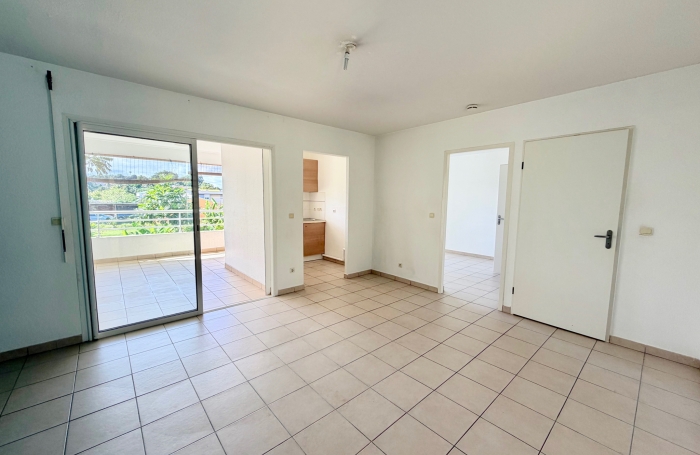 EN EXCLUSIVIT&Eacute;   Appartement T2 avec piscine dans r&eacute;sidence s&eacute;curis&eacute;e