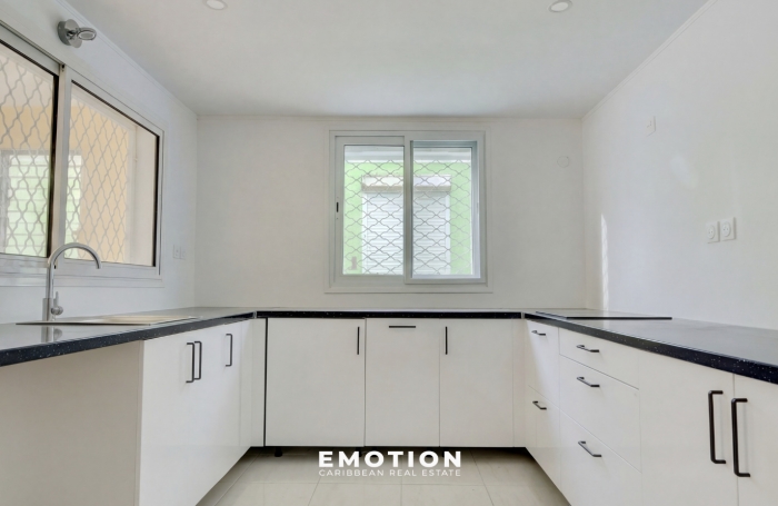 Maison Mitoyenne de 136 m2 - CAPESTERRE BELLE EAU