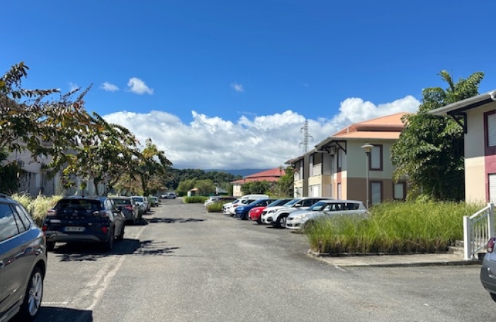 VENTE - Appartement T3 avec petit jardin privatif - Colin