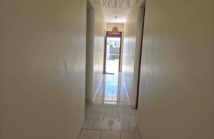 Vente Maison 103m&sup2; 4 pièces Gosier