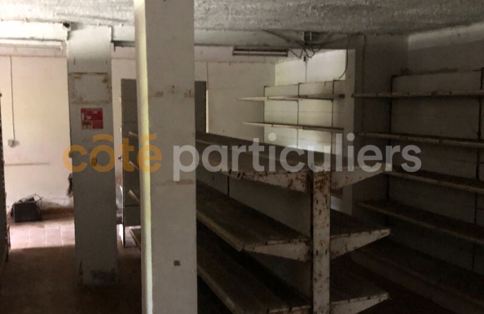 Vente Local commercial 185m&sup2; 5 pi&egrave;ces Le Moule