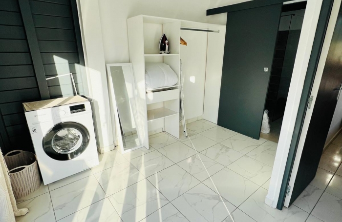 &Agrave; louer : Duplex Moderne Tout &Eacute;quip&eacute; - Vernou, Petit-Bourg