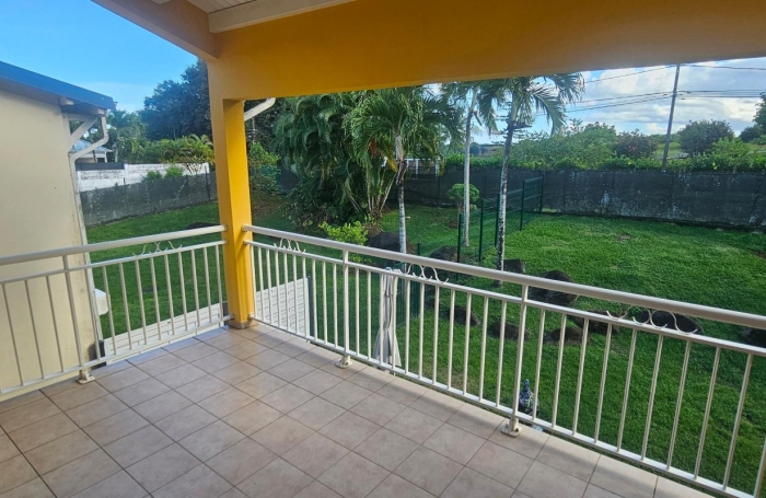 Vente Appartement 76.19m&sup2; 4 pièces Petit-Bourg