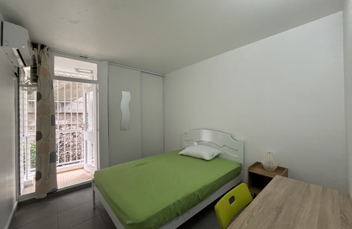 4 pi&egrave;ces -  Pointe-&agrave;-Pitre