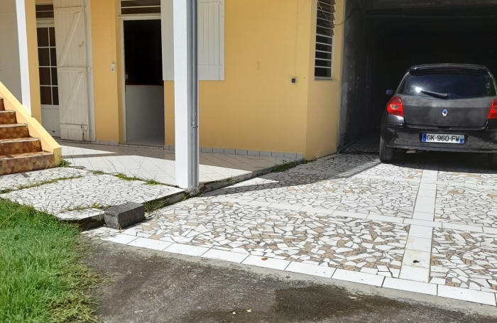 Location Appartement 97180