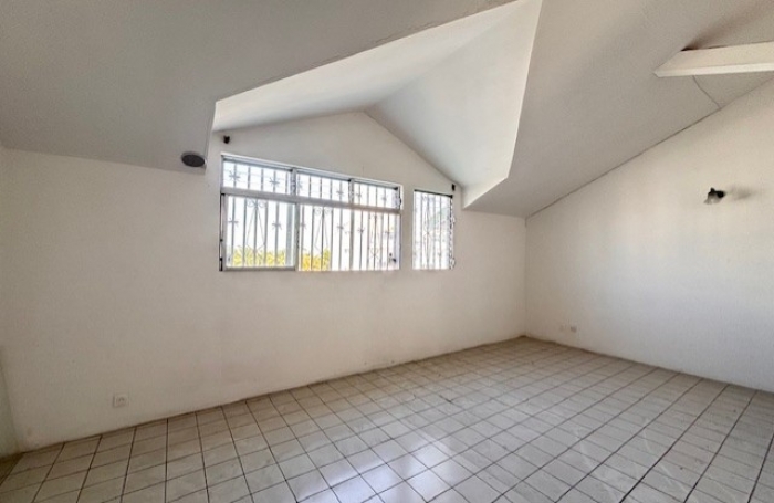 Location Appartement 97122