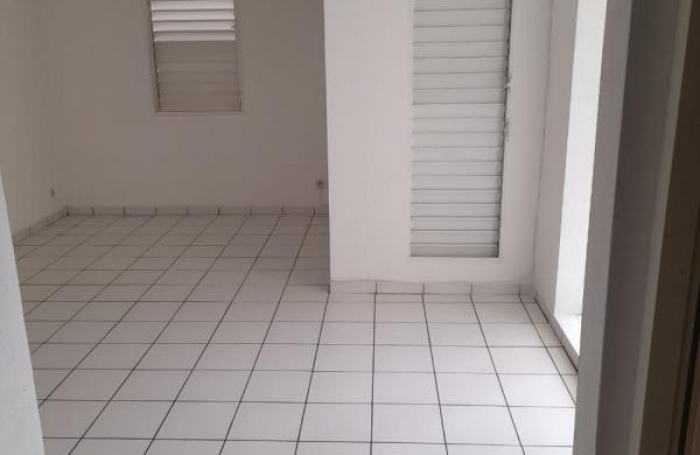 Vente Appartement 97115