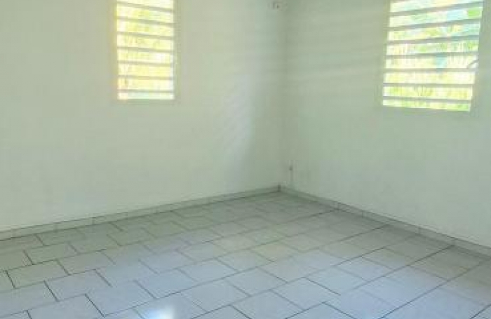 Location Maison 60m&sup2; 3 pièces Sainte Rose