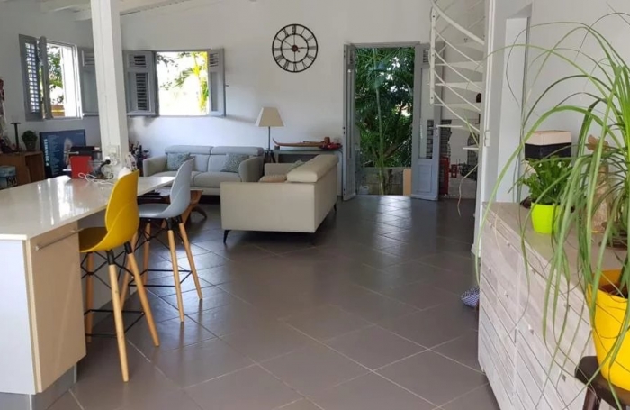 Location Maison 140m&sup2; 4 pièces Sainte Rose