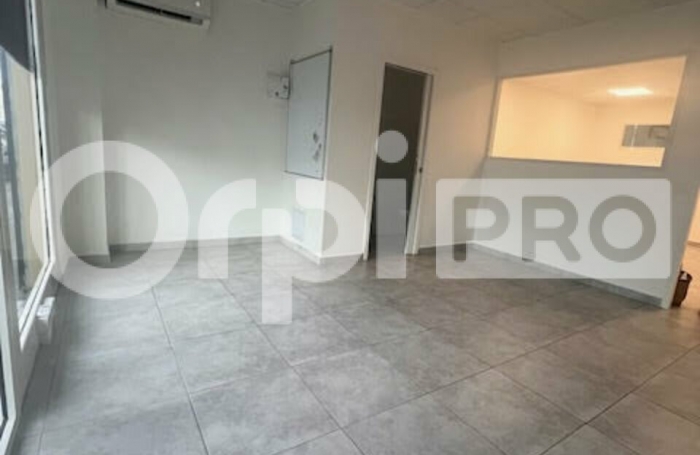 Vente Local commercial 