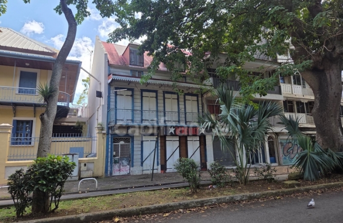 Vente Immeuble 195m&sup2; 10 pièces Pointe-&agrave;-Pitre