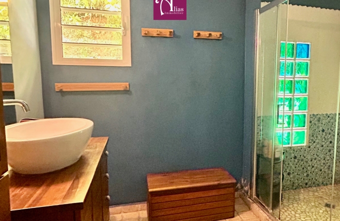 &Agrave; VENDRE   Maison de 155 m2 avec piscine &agrave; Besson, Le Gosier