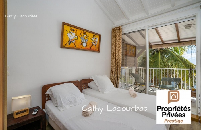 Vente Appartement 54m&sup2; 3 pièces Bouillante