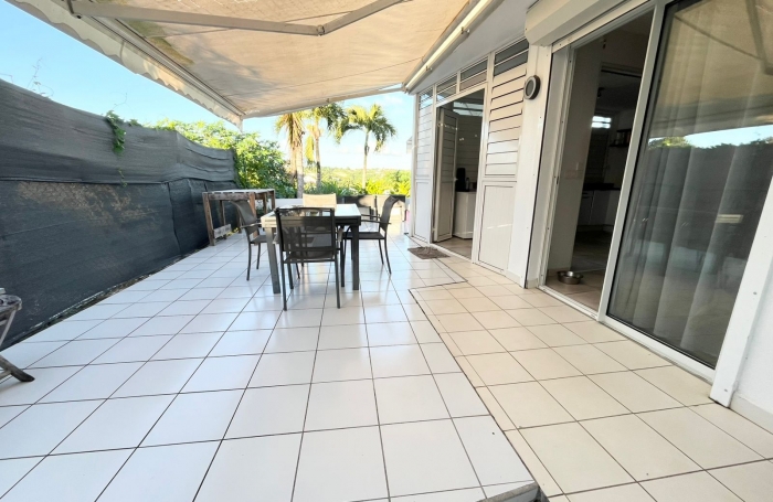 L'HOUEZEL : SPACIEUSE TERRASSE / VUE DEGAGEE