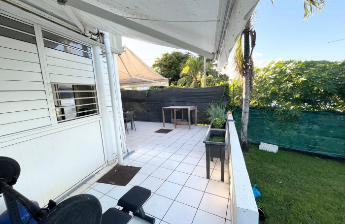 L'HOUEZEL : SPACIEUSE TERRASSE / VUE DEGAGEE