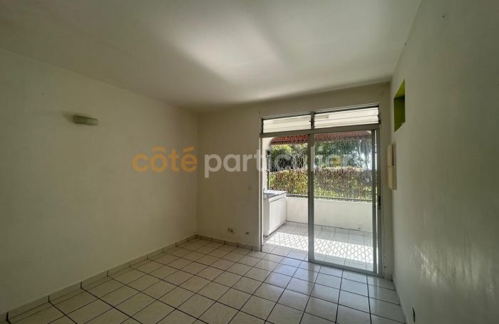 Vente Immeuble 8 pi&egrave;ces Gosier