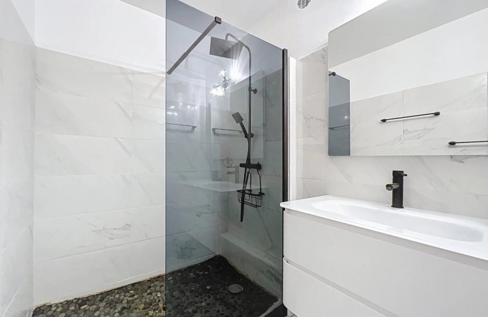 Location Appartement 60m&sup2; 2 pièces Pointe-&agrave;-Pitre