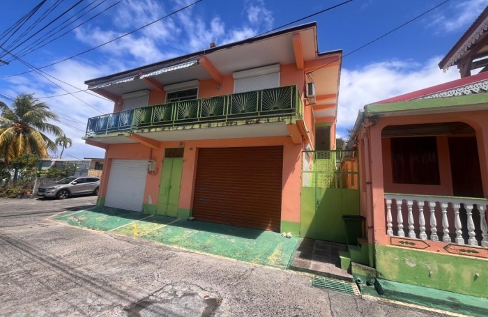 Vente Maison 246m&sup2; 13 pièces Pointe-Noire