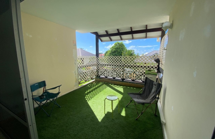 Beau T3 lumineux &agrave; Bas du fort