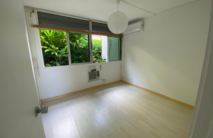 Beau T3 lumineux &agrave; Bas du fort