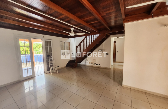 Location Maison 102m&sup2; 5 pi&egrave;ces Baie Mahault