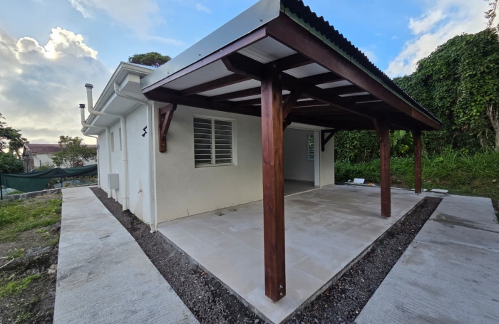 Maison individuelle de type trois - LONGFORT IMMOBILIER