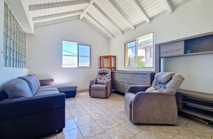 Vente Maison 110m&sup2; 5 pièces Petit-Bourg