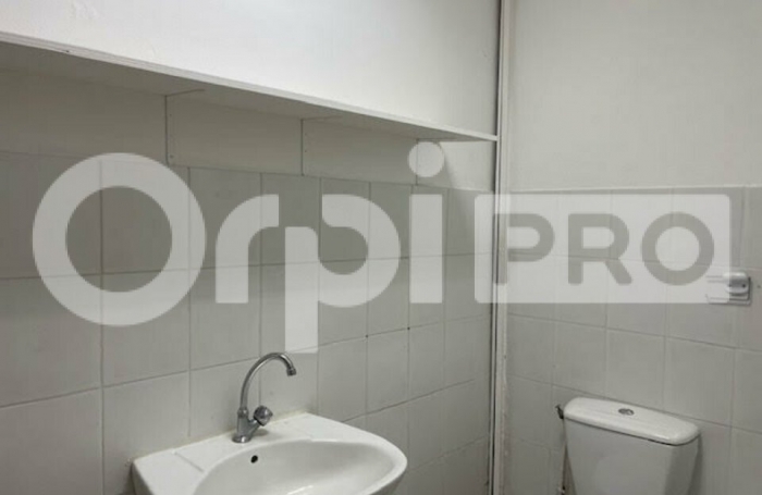 avec orpi Boutarel Louez un bureaux d environ 26m2