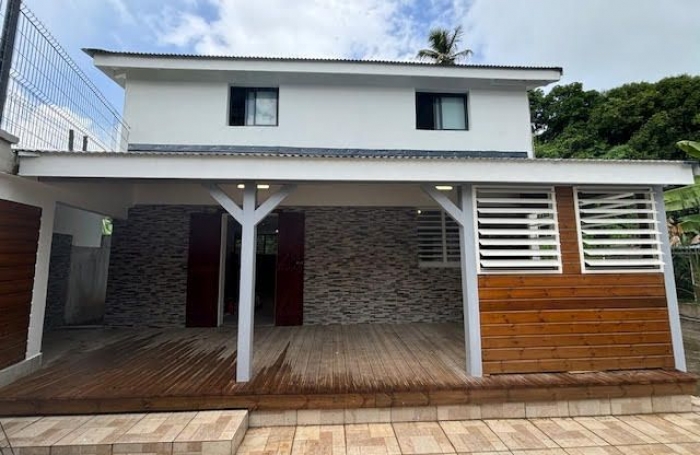 Location Appartement 97180