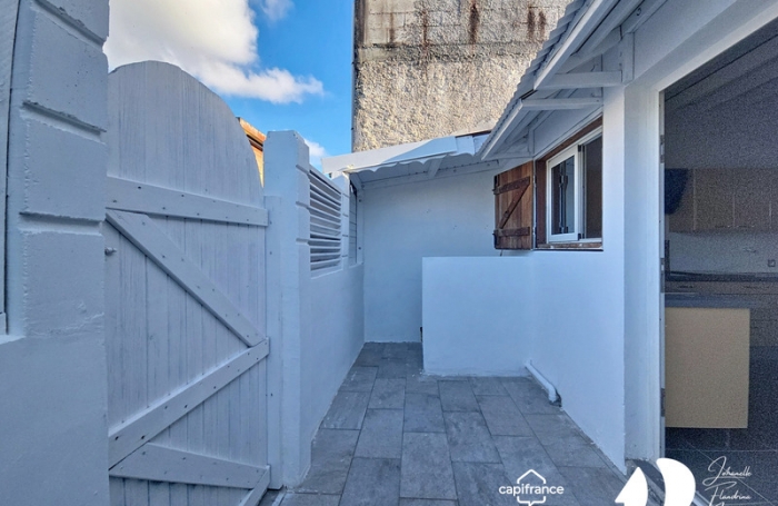 Location Maison 91m&sup2; 5 pièces Les Abymes