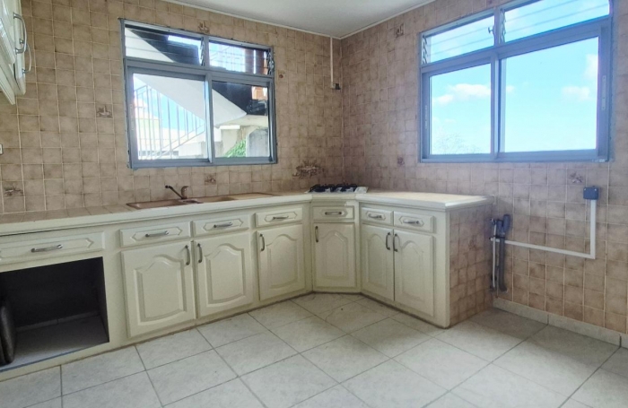 Location Appartement 62m&sup2; 3 pièces Pointe-Noire