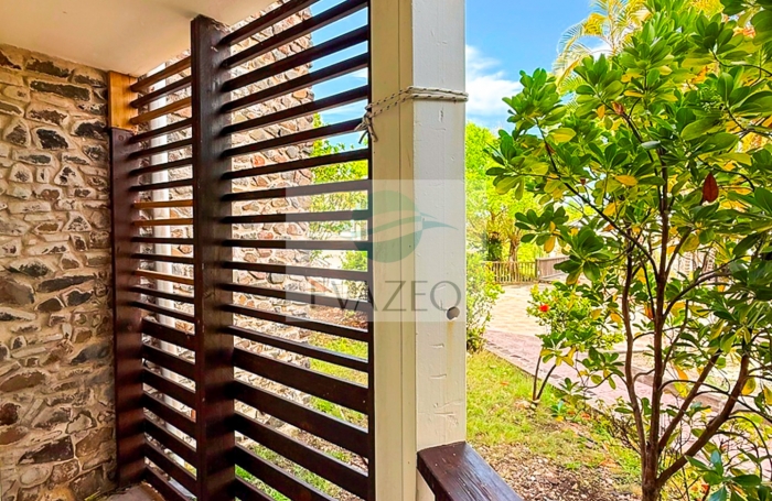 Appartement meubl&eacute; T3 Front de mer 64m2 piscine