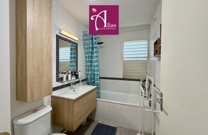 &Agrave; vendre   Appartement 3 pi&egrave;ces   1er &eacute;tage R&eacute;sidence s&eacute;curis&eacute;e &agrave; Colin - Petit-Bourg