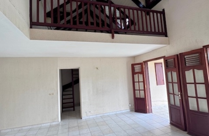 Vente Maison 126m&sup2; 5 pièces Lamentin