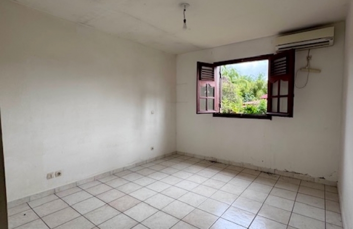 Vente Maison 126m&sup2; 5 pièces Lamentin