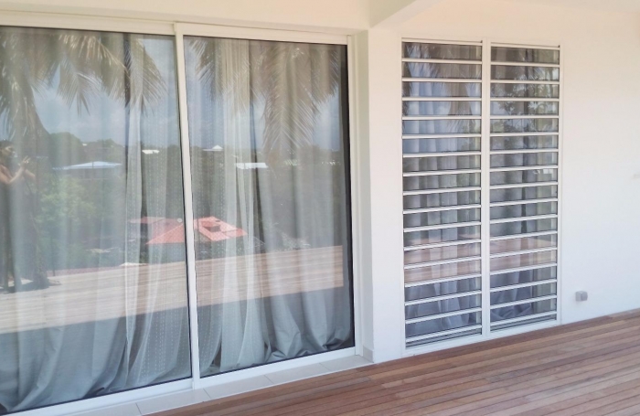 BEL APPARTEMENT T2 MEUBLE AVEC GARAGE