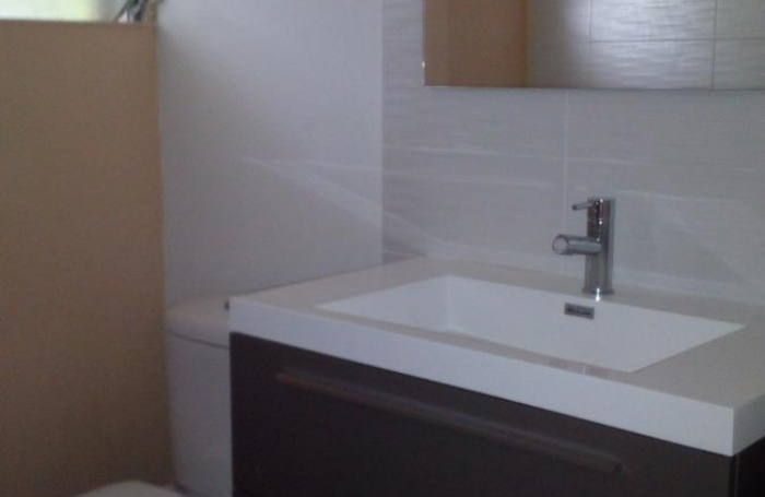 BEL APPARTEMENT T2 MEUBLE AVEC GARAGE