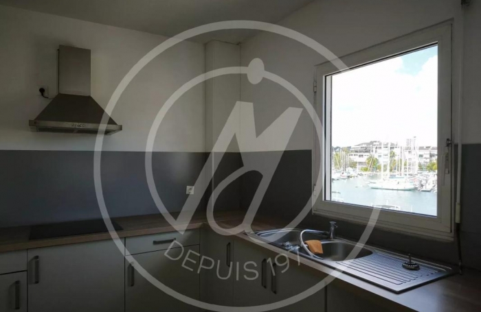 Location Appartement 120.55m&sup2; 4 pièces Pointe-&agrave;-Pitre