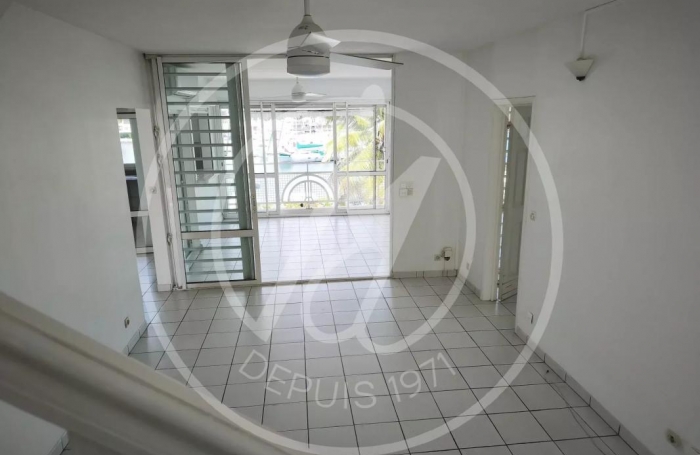 Location Appartement 120.55m&sup2; 4 pièces Pointe-&agrave;-Pitre