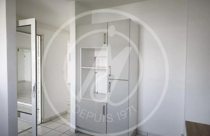 Location Appartement 120.55m&sup2; 4 pièces Pointe-&agrave;-Pitre