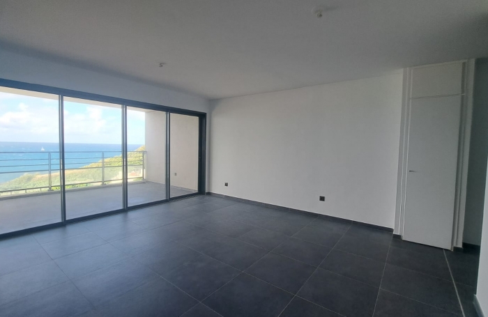 T3 neuf avec vue mer   balcon et 2 parkings   location non meubl&eacute;e