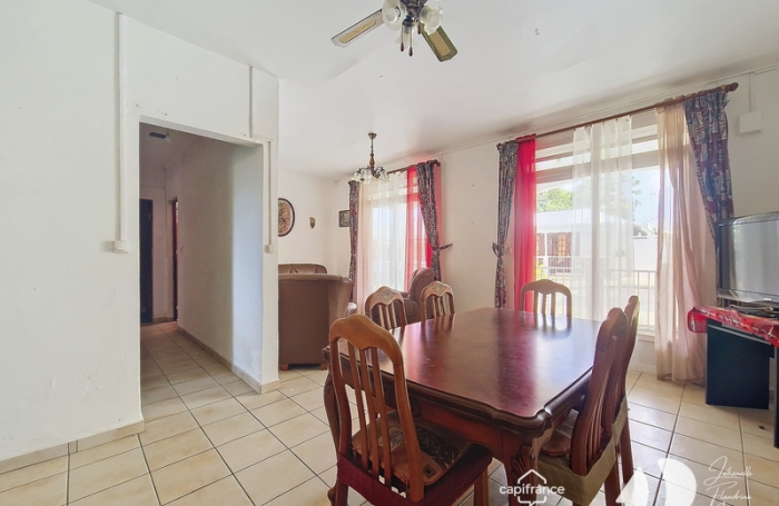 Vente Maison 193m&sup2; 9 pièces Anse-Bertrand