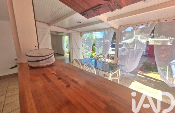 Vente Maison 110m&sup2; 3 pièces Sainte Rose