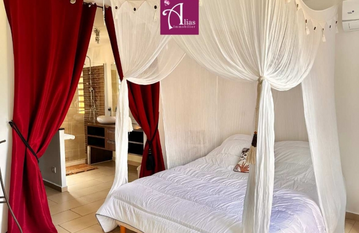 A LOUER VILLA F4 MEUBLEE ENTR PISCINE ET JARDIN INCLUS &agrave; SAINT-ALBAN