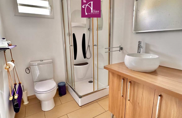 A LOUER VILLA F4 MEUBLEE ENTR PISCINE ET JARDIN INCLUS &agrave; SAINT-ALBAN