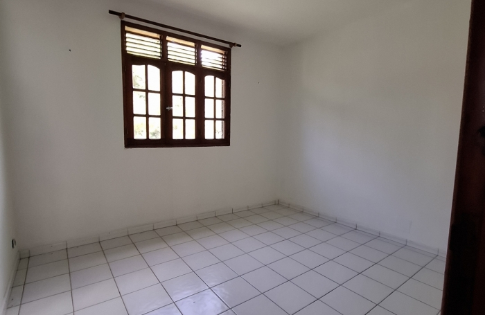 Vente Maison 145m&sup2; 7 pièces Petit-Bourg