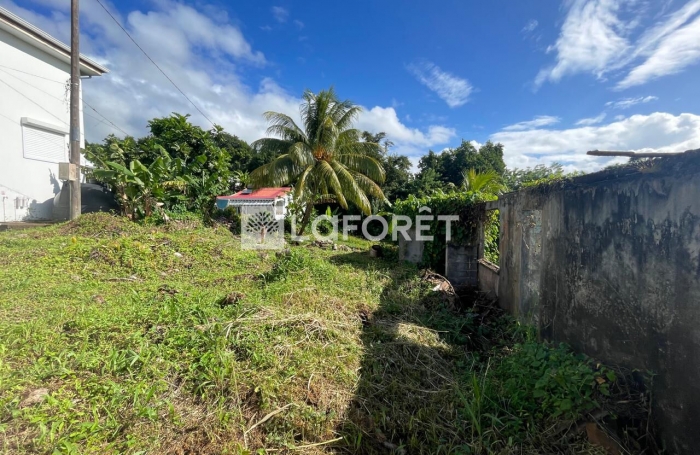 Vente Terrain 562m&sup2; Trois Rivi&egrave;res