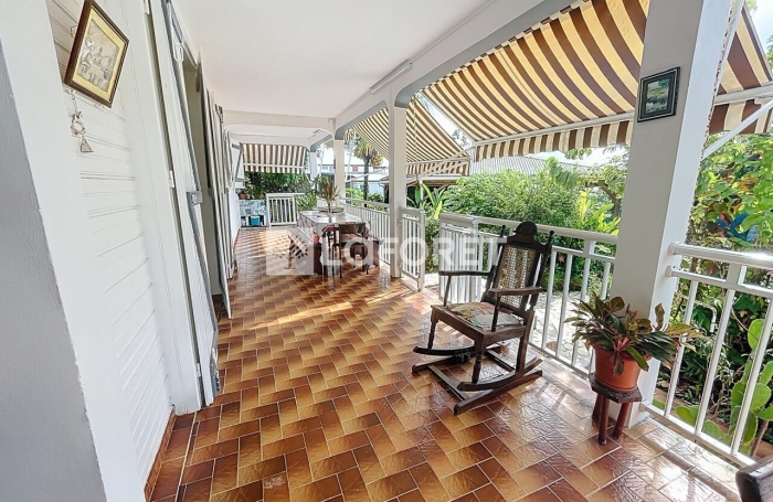 Vente Maison 335m&sup2; 12 pi&egrave;ces Morne &agrave; l'eau